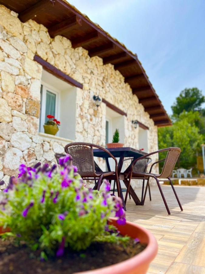 Overlooking Hill New Tipical Sicilian House In Rustic Style With Private Garden And Parking Willa *